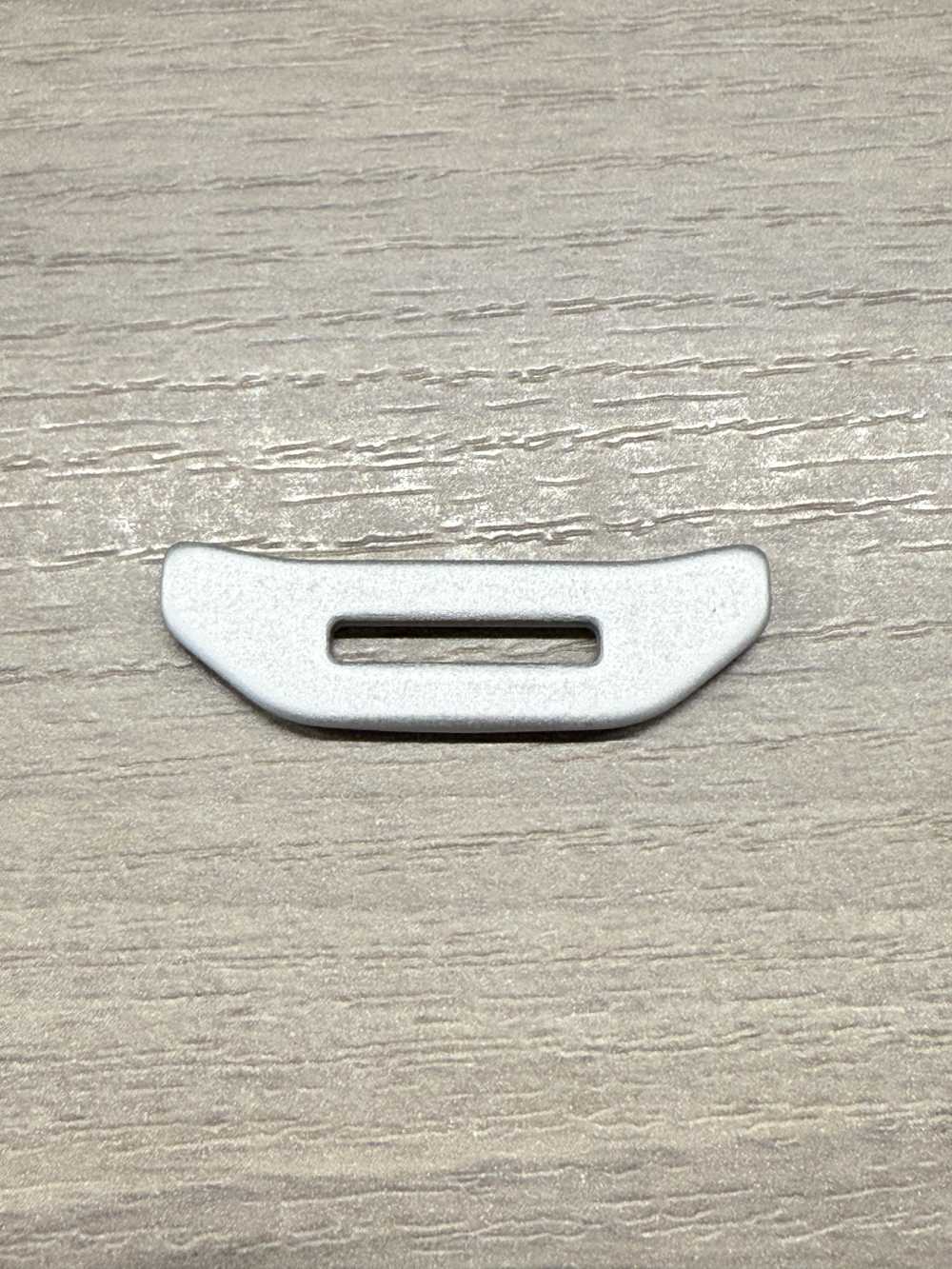 HH124 Altica 織帶調節常規翼[扣和鉤子]