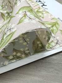 KTS7135 平紋布小花與貓咪圖案[布料] 小林棉 更多照片