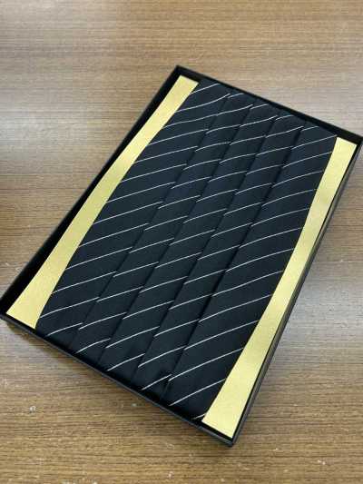 CM-720 使用絲綢面料的腰封 黑色金蔥條紋