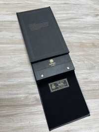 IMPERIAL BLACK NIKKE 原創系列經典款樣布冊IMPERIAL BLACK[樣卡] NIKKE 更多照片